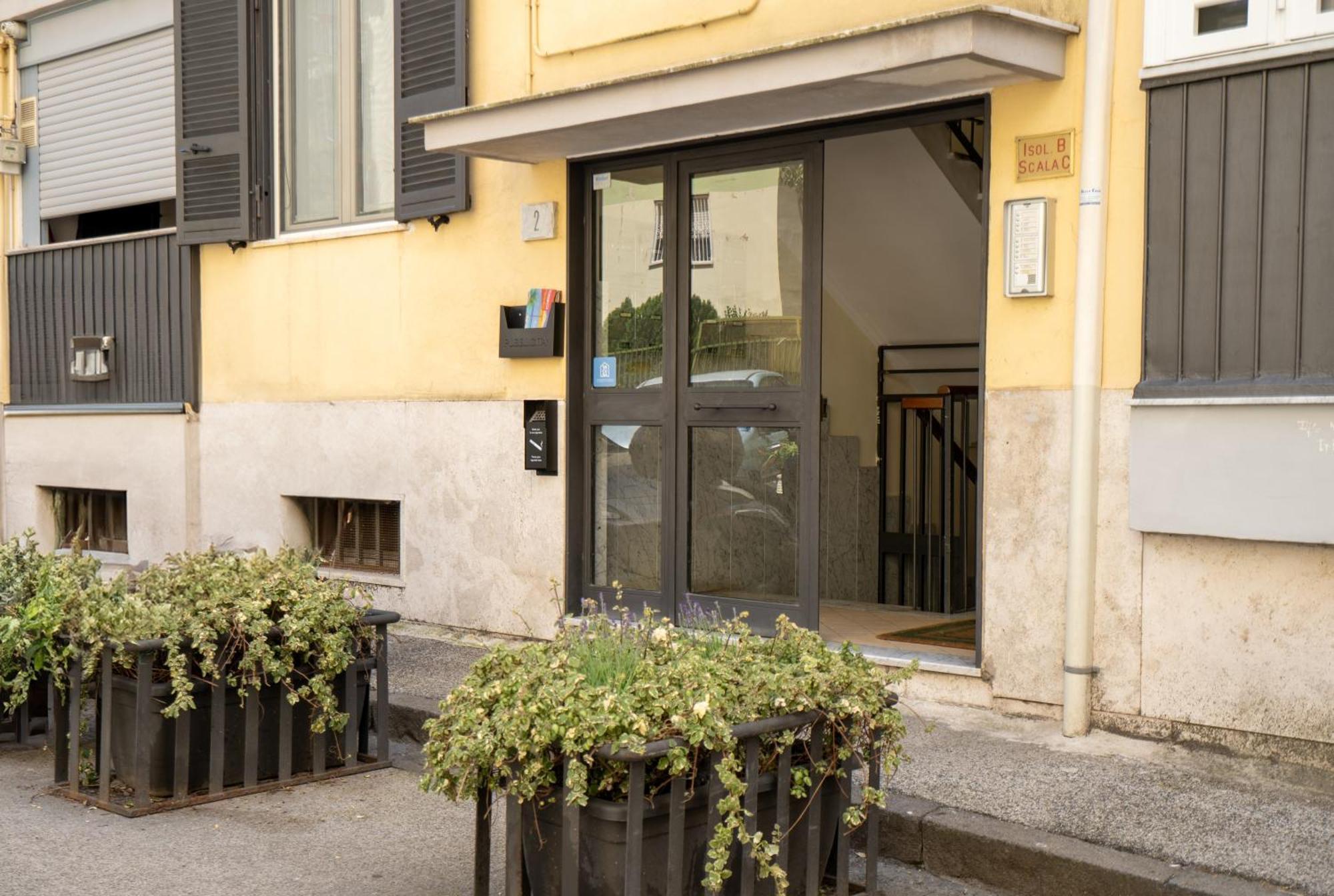 Vacuna Pleasant Rooms Neapel Exterior foto
